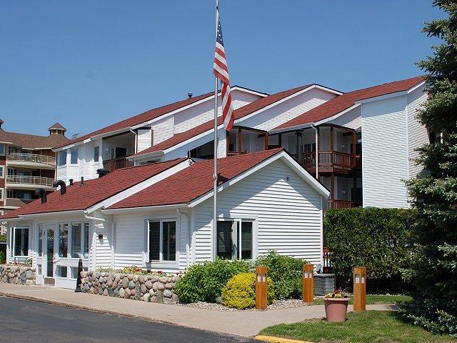 The Beach Condominium Hotel Resort Traverse City Extérieur photo
