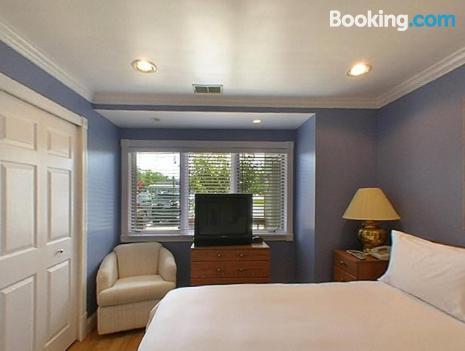 The Beach Condominium Hotel Resort Traverse City Extérieur photo